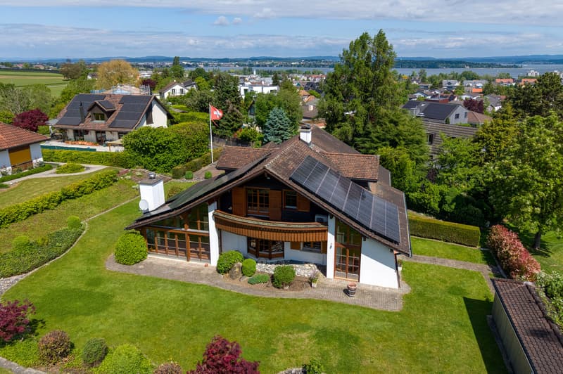 Detached house with a very large plot of land (5)