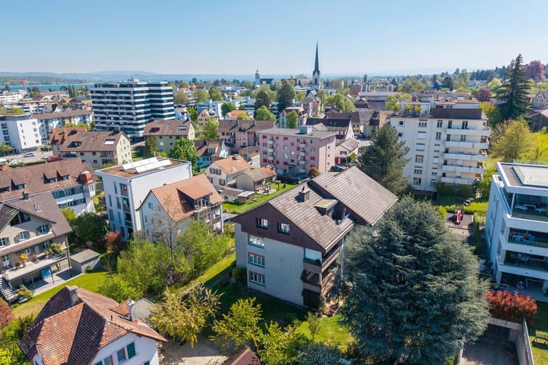 Appartement charmant de 4,5 pièces avec beaucoup de potentiel - calme et central (1)