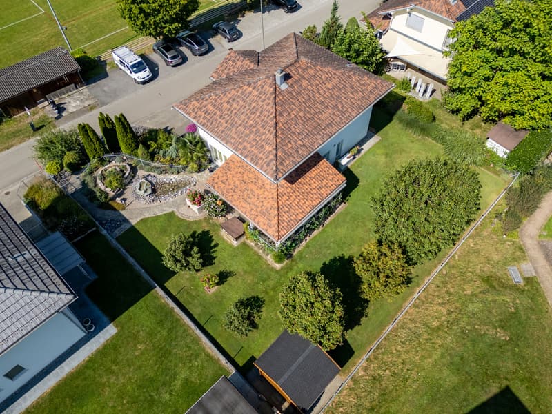 Mediterranes Flair - familienfreundliche, grosszügige Liegenschaft (6)