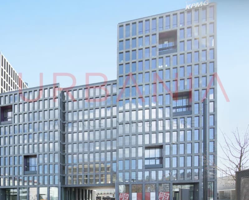 OPPORTUNITE UNIQUE-BUREAUX DE 477 M2 A PONT-ROUGE (1)