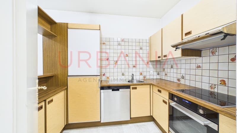 Exclusivité appartement à rénover au coeur des Eaux-Vives (4)
