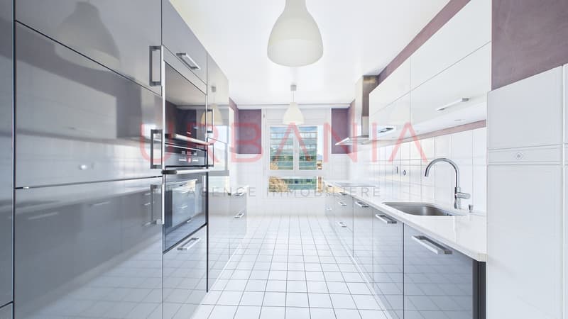 Superbe 6 pièces lumineux avec ascenseur privatif et balcons (4)