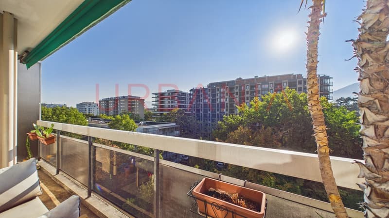 Lumieux appartement de 4 pièces en étage élevé au coeur de Champel (1)