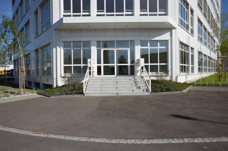 Espace commercial à Birsfelden (6)