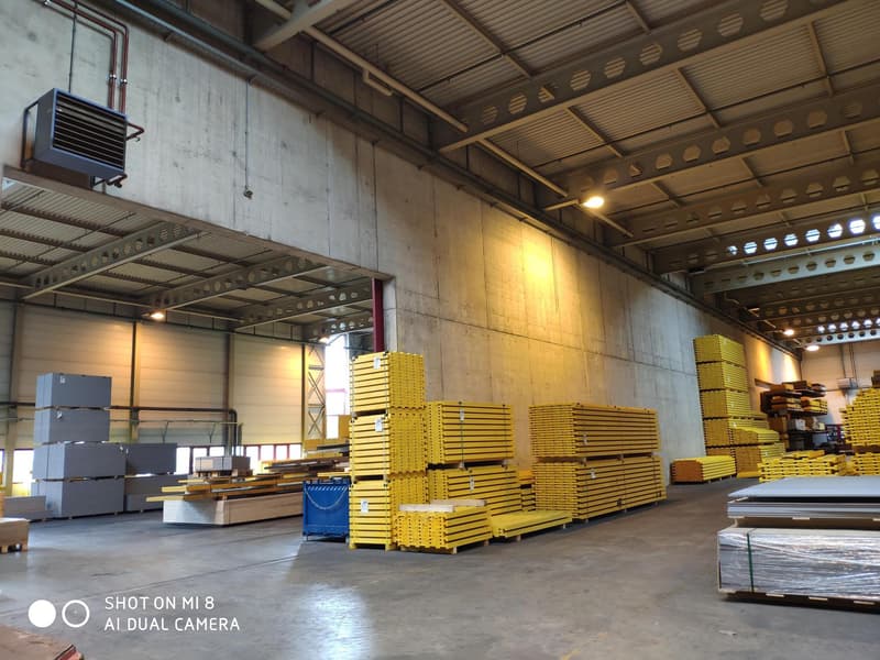 Hall in affitto - Limitato a 6 mesi dal 01.07.2026 al 31.12.2026 (2)