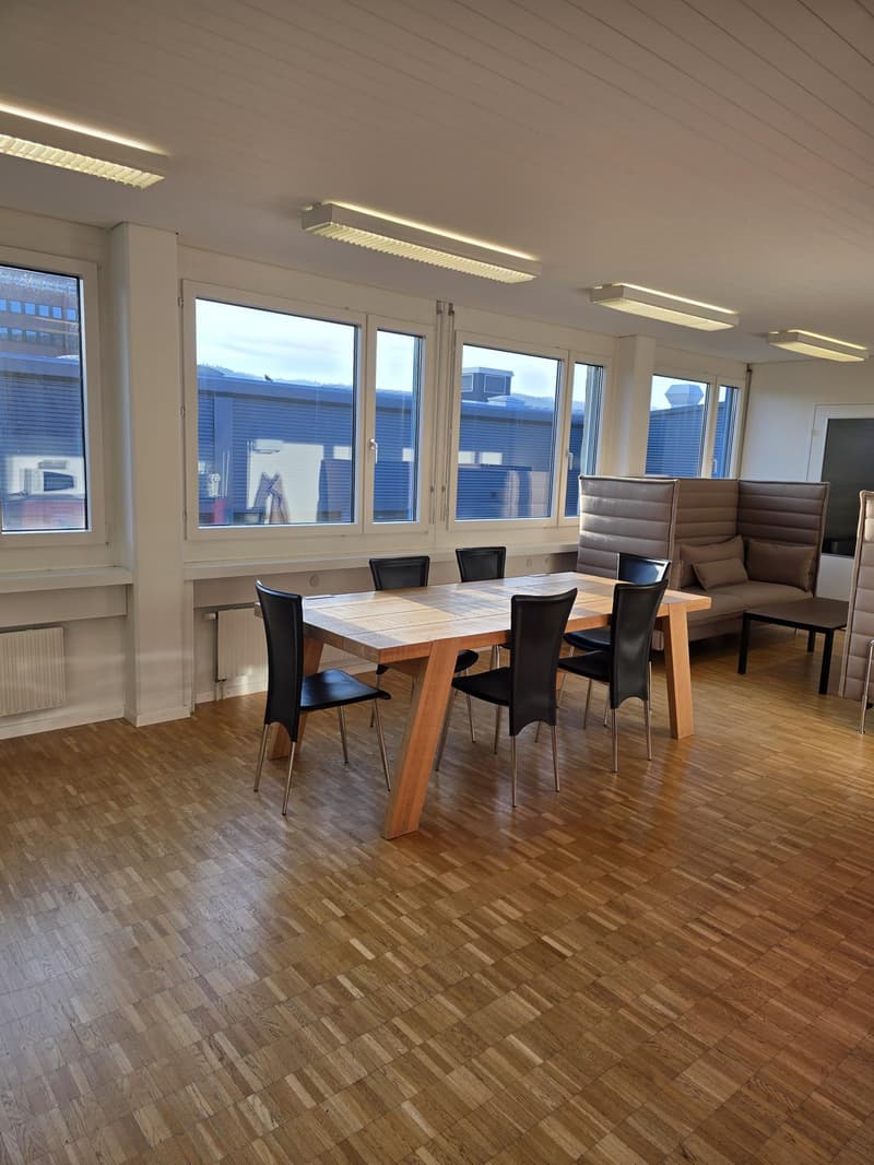 Espaces de bureau lumineux dans un emplacement idéal, bienvenue au Silbern Quartier ! (3)