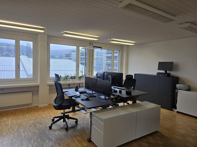 Espaces de bureau lumineux dans un emplacement idéal, bienvenue au Silbern Quartier ! (8)