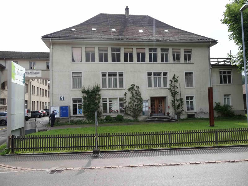Espace d'atelier polyvalent avec charme industriel dans le quartier de Walzmühle (4)