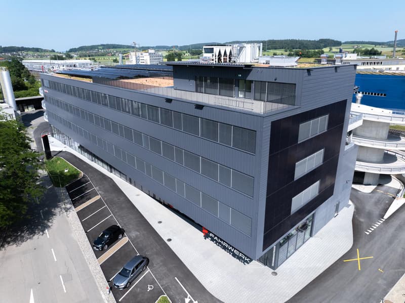 Einstellplatz mit E-Ladestation in Winterthur (1)