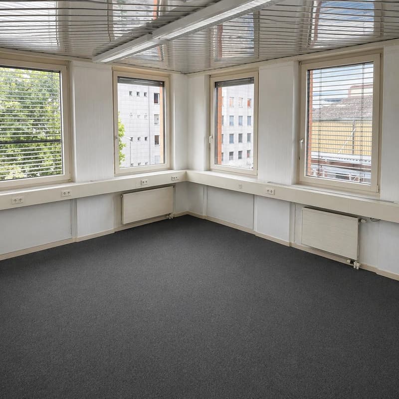 Grosszügige Bürofläche im 2. OG an zentraler Lage in Reinach (BL) (3)