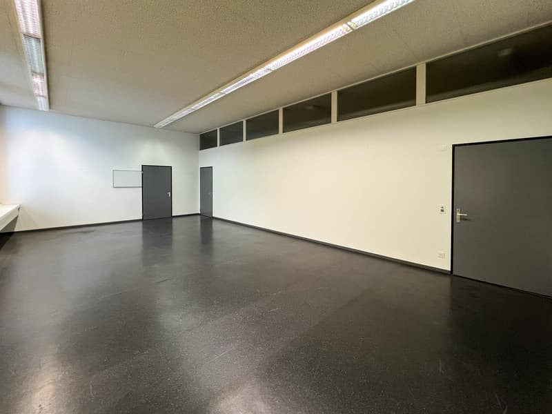 Bright office on the historic Papieri site in Biberist (1)