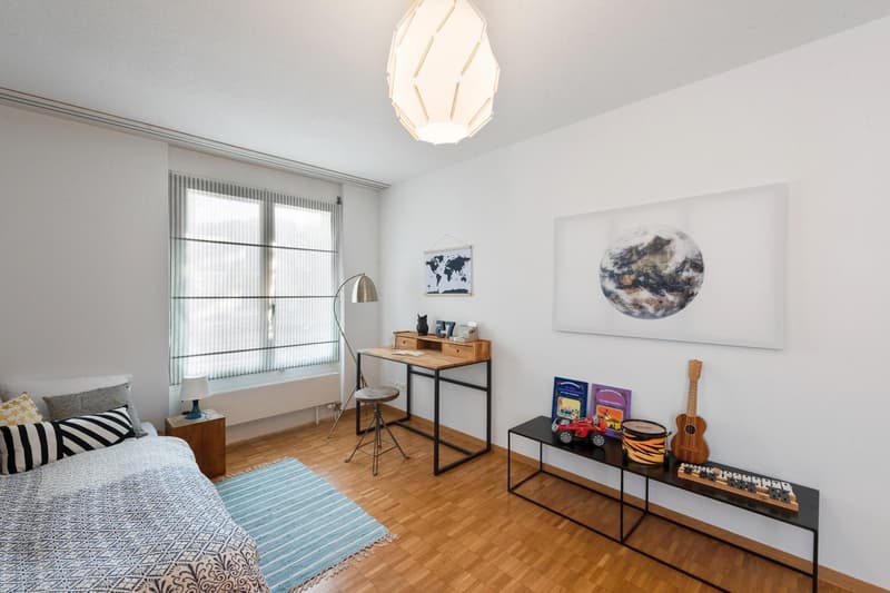 Ampio appartamento giardino di 3,5 locali con vista sull'Aare (4)