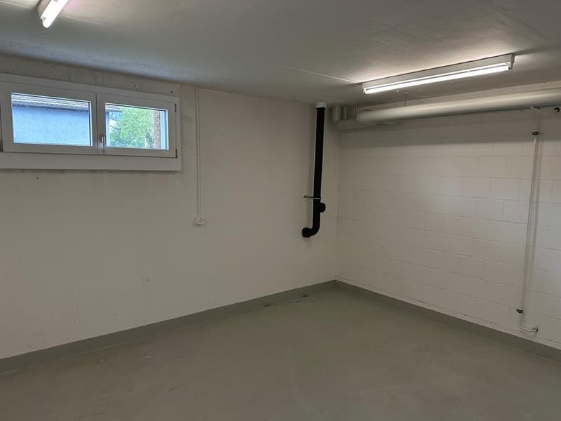 Grosszügige 3.5-Attikawohnug mit grosser Terrasse 73,5m2 mit Blick zur Aare (7)