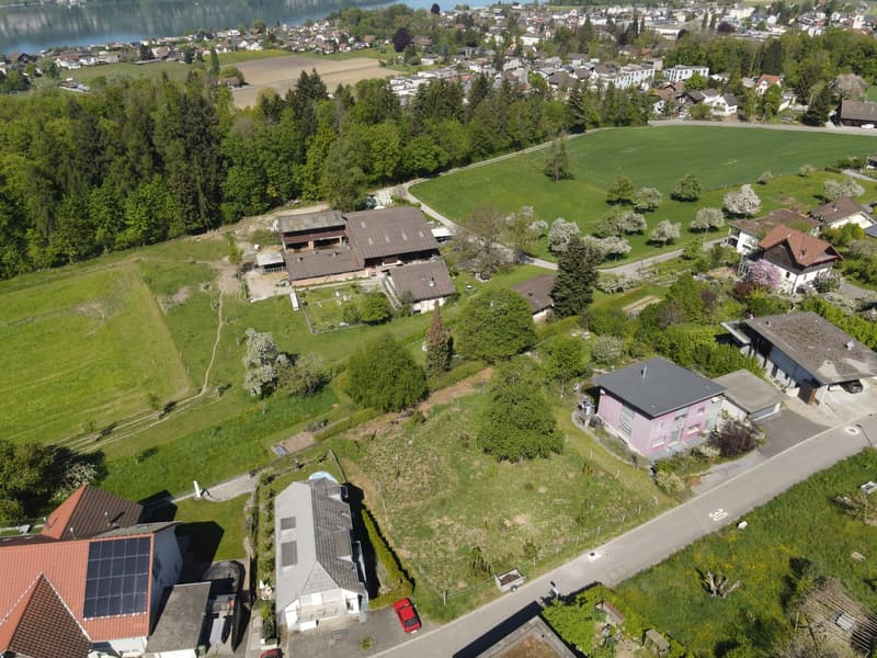 Lotti edificabili attraenti in una zona residenziale tranquilla di Fahrwangen (1)