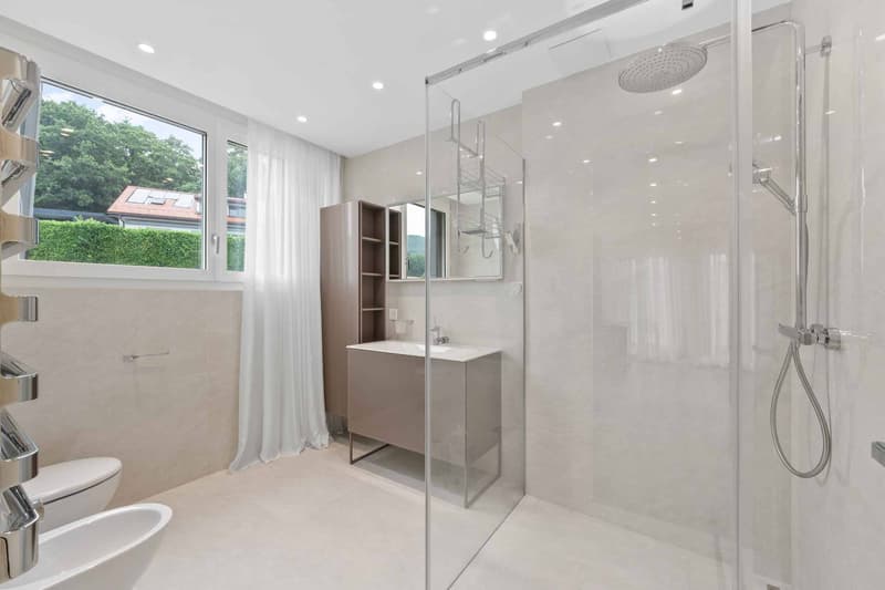 Proprietà lussuosa di 10 locali - Vista impareggiabile - Piscina interna (8)