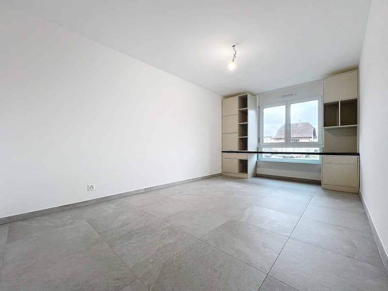 Modern 3.5-room apartment (5)