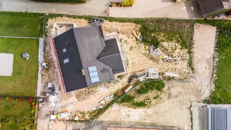 Contemporary new exceptional villa comprising two independent apartments (2)