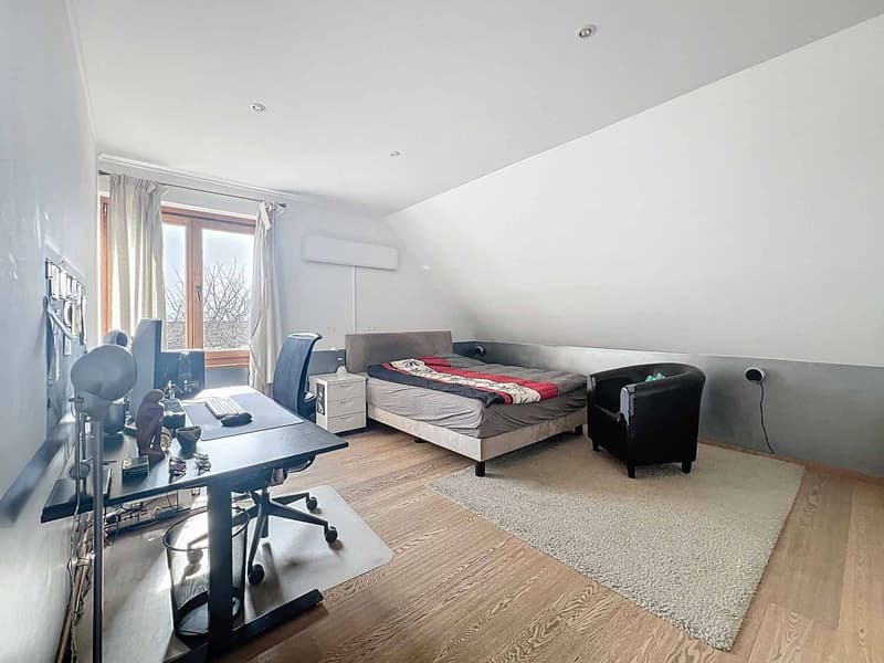 Schönes renoviertes Haus mit 5 Zimmern - Großer Garten (10)