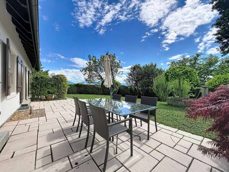 Schönes renoviertes Haus mit 5 Zimmern - Großer Garten (3)