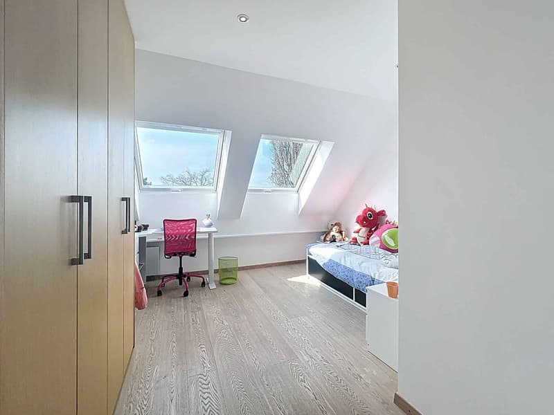 Schönes renoviertes Haus mit 5 Zimmern - Großer Garten (12)