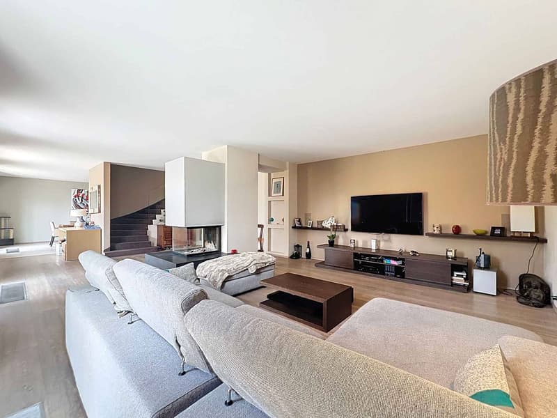 Schönes renoviertes Haus mit 5 Zimmern - Großer Garten (5)