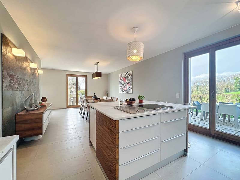 Schönes renoviertes Haus mit 5 Zimmern - Großer Garten (8)