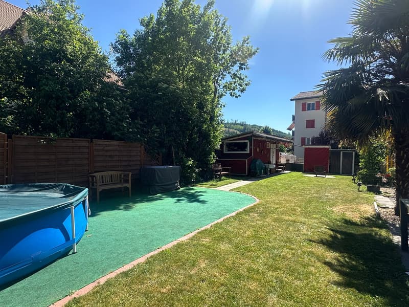 Appartement mansardé de 4,5 pièces confortable avec terrasse (8)