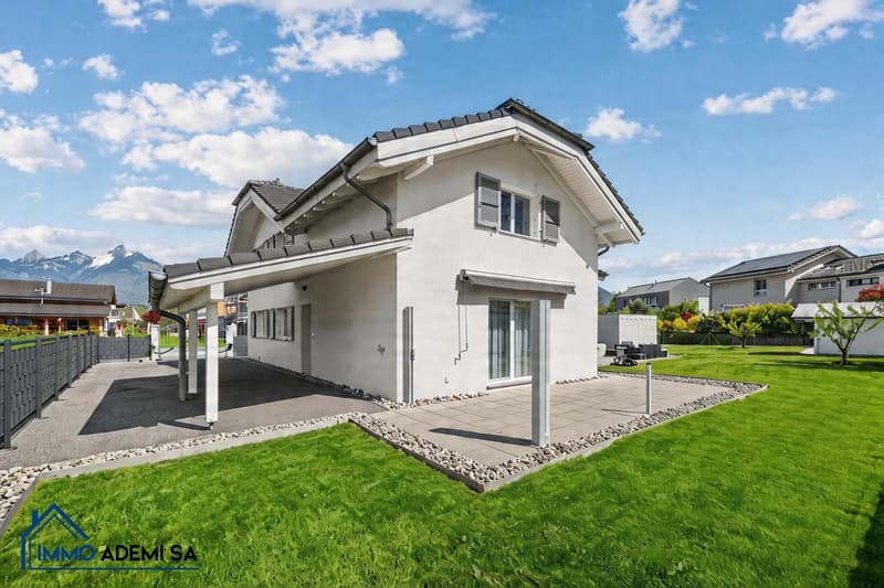 Spacious individual villa of 269 m² with 2 apartments, on a 1'009 m² plot in Le Bouveret! (6)