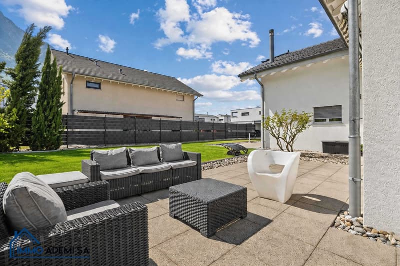 Spacious individual villa of 269 m² with 2 apartments, on a 1'009 m² plot in Le Bouveret! (8)