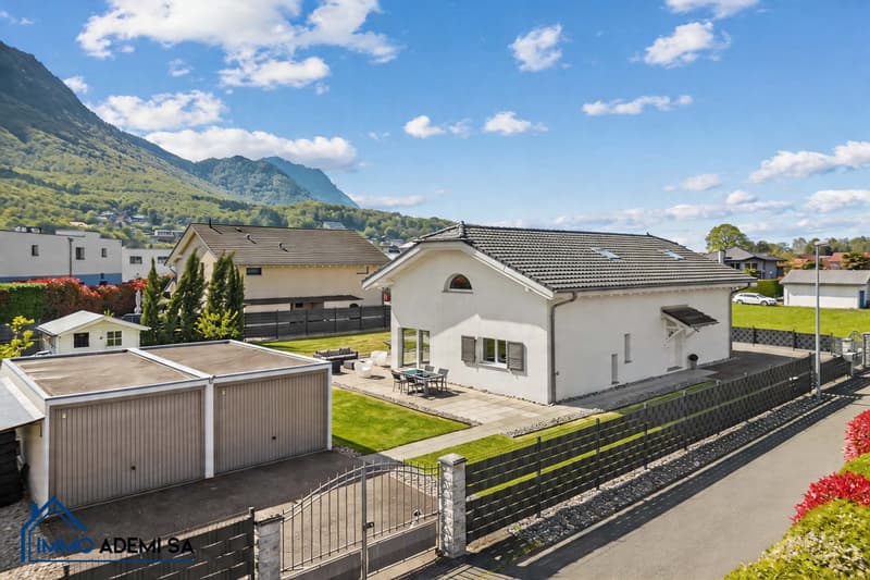 Spacieuse villa individuelle de 269 m² avec 2 logements, sur une parcelle de 1'009 m² au Bouveret ! (7)