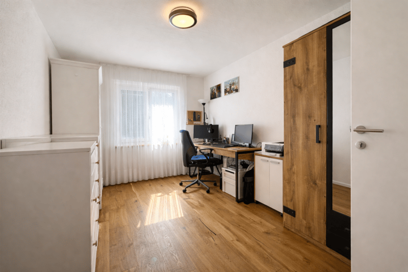 BRIGHT, COMPACT, CHARMING AND CENTRAL (3)