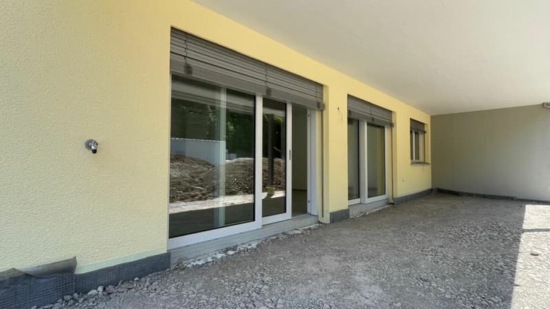 Premier occupant avec espace de sièges spacieux (5)
