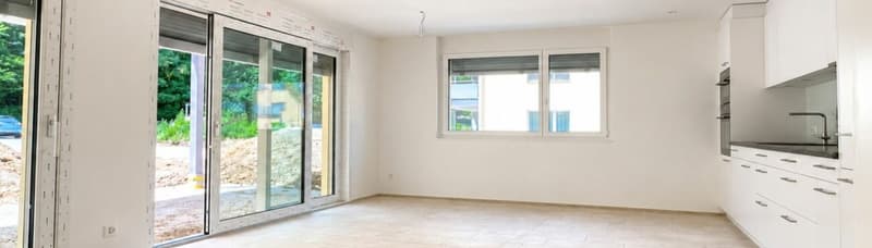 Premier occupant avec espace de sièges spacieux (2)