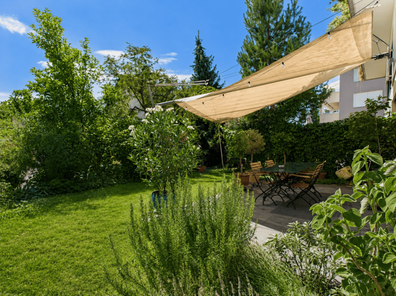 SONNIGE GARTENOASE MIT VIEL PLATZ (1)