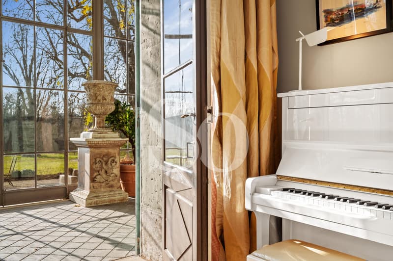 Stunning Manor House in the heart of a large wooded park, Cologny (2)