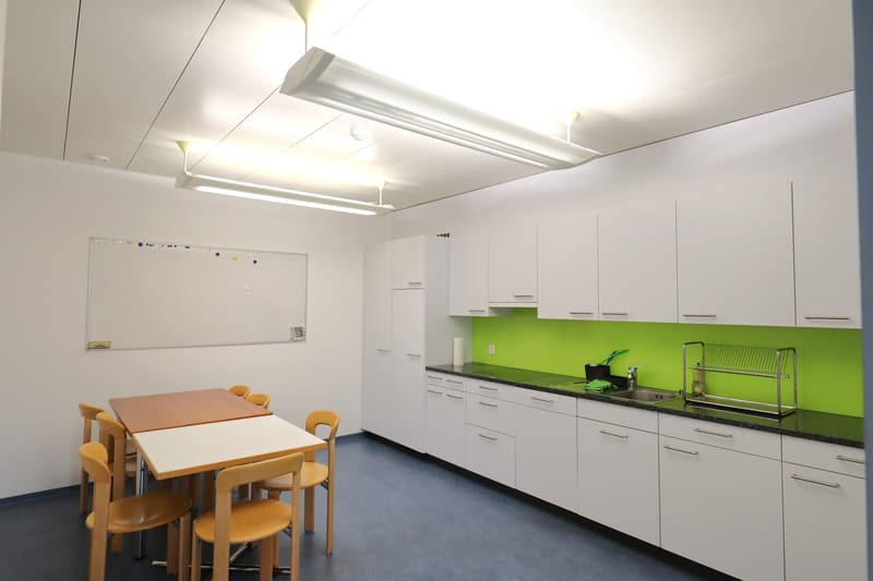 Modern office space in Luzern-Littau, flexible use (3)