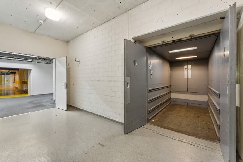 Attraktive Buro- und Gewerbeflaeche (625 m2) mit maximaler Flexibilitaet in Luzern-Littau (10)