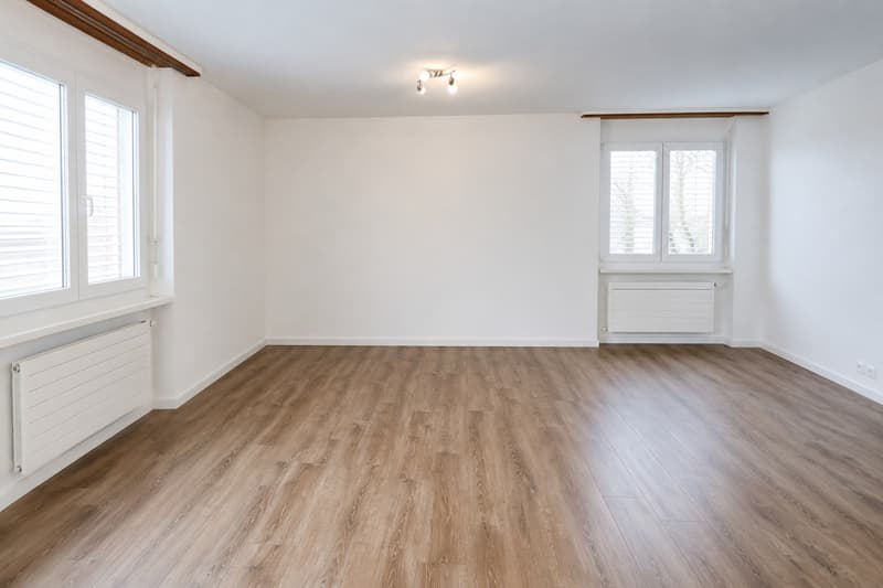 Modernes Studio mit Balkon in ruhiger Wohnlage (3)