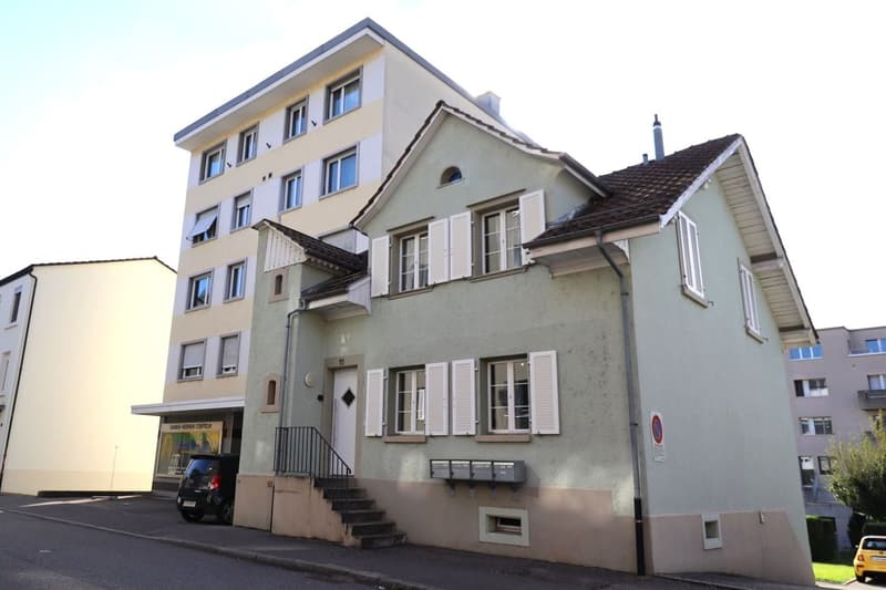 Attraktive 1.5-Zimmerwohnung an zentraler Lage ? Ideal für Singles & Studierende! (1)