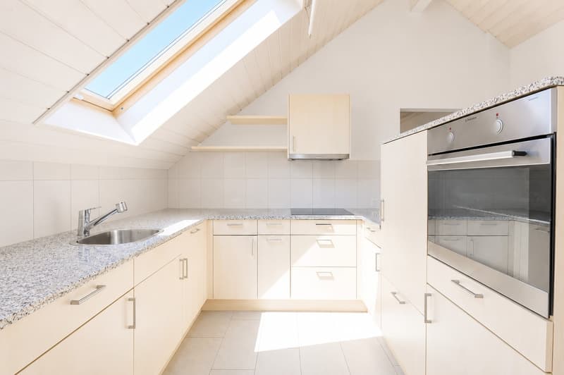 Dachwohnung mit Charme in Windisch (4)