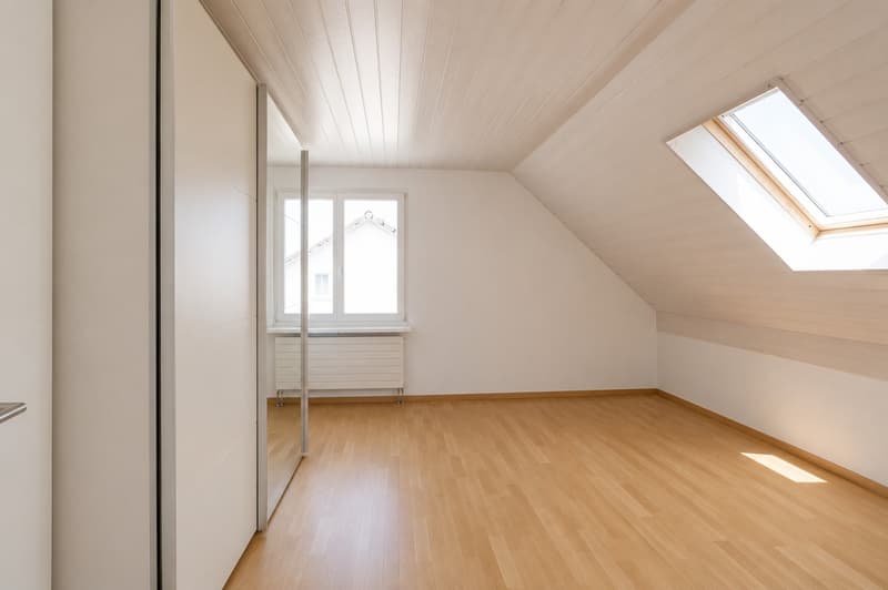 Dachwohnung mit Charme in Windisch (10)