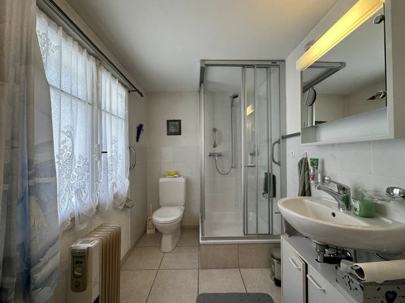 Casa a schiera affascinante con 6 stanze (8)