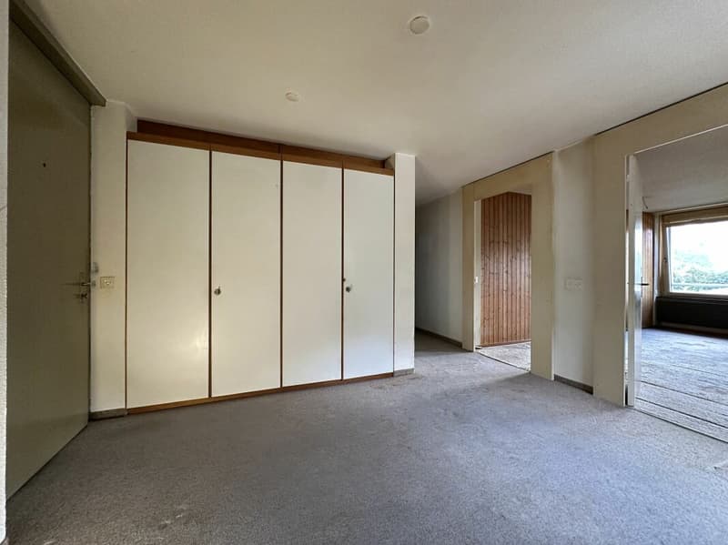 4.5 Zimmer-Wohnung mit Autoabstellplatz (7)