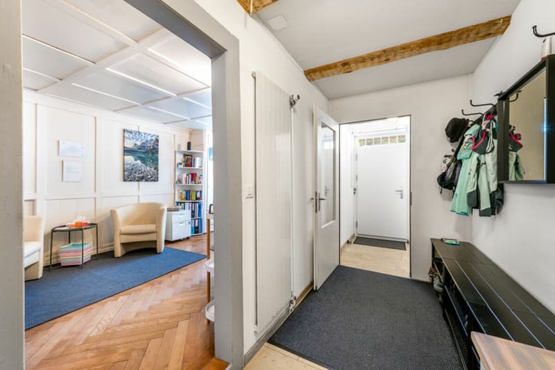 Attraktives 6.5 Zi.- Reiheneinfamilienhaus zum mieten in Ennenda bei Glarus (2)