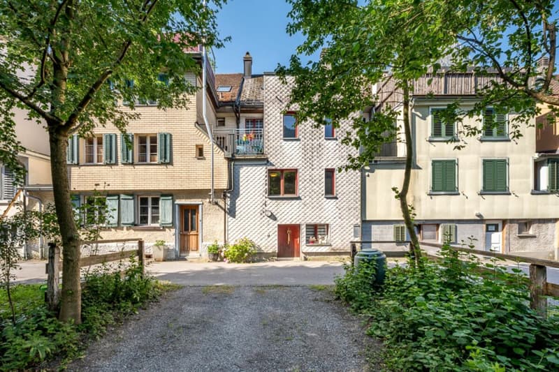Attraktives 6.5 Zi.- Reiheneinfamilienhaus zum mieten in Ennenda bei Glarus (11)