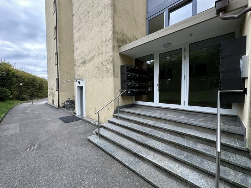 Ferienwohnung mit Balkon und gedecktem Parkplatz (11)