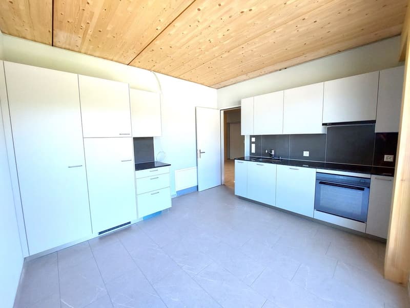 Haut lieu architectural : 5,5 pièces de bureau/pratique avec beaucoup de lumière & de style (5)