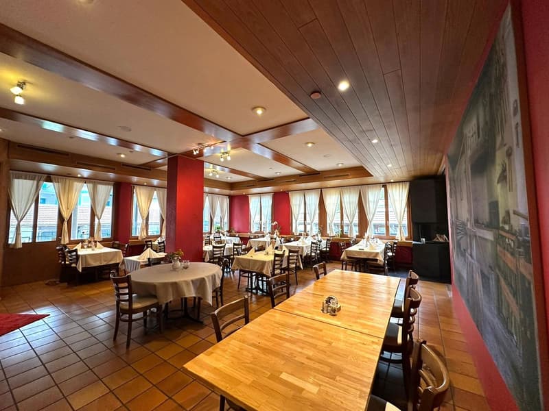 Charmant restaurant avec terrasse et nouvelle cuisine (1)