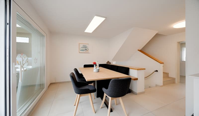 Rarity in best location with pool, winter garden, and grill lounge freshly renovated (7)