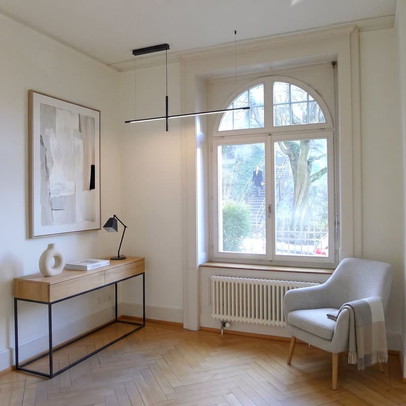 CENTRALLY LOCATED OFFICE WITH 2 ROOMS AND A LOT OF CHARM (3)